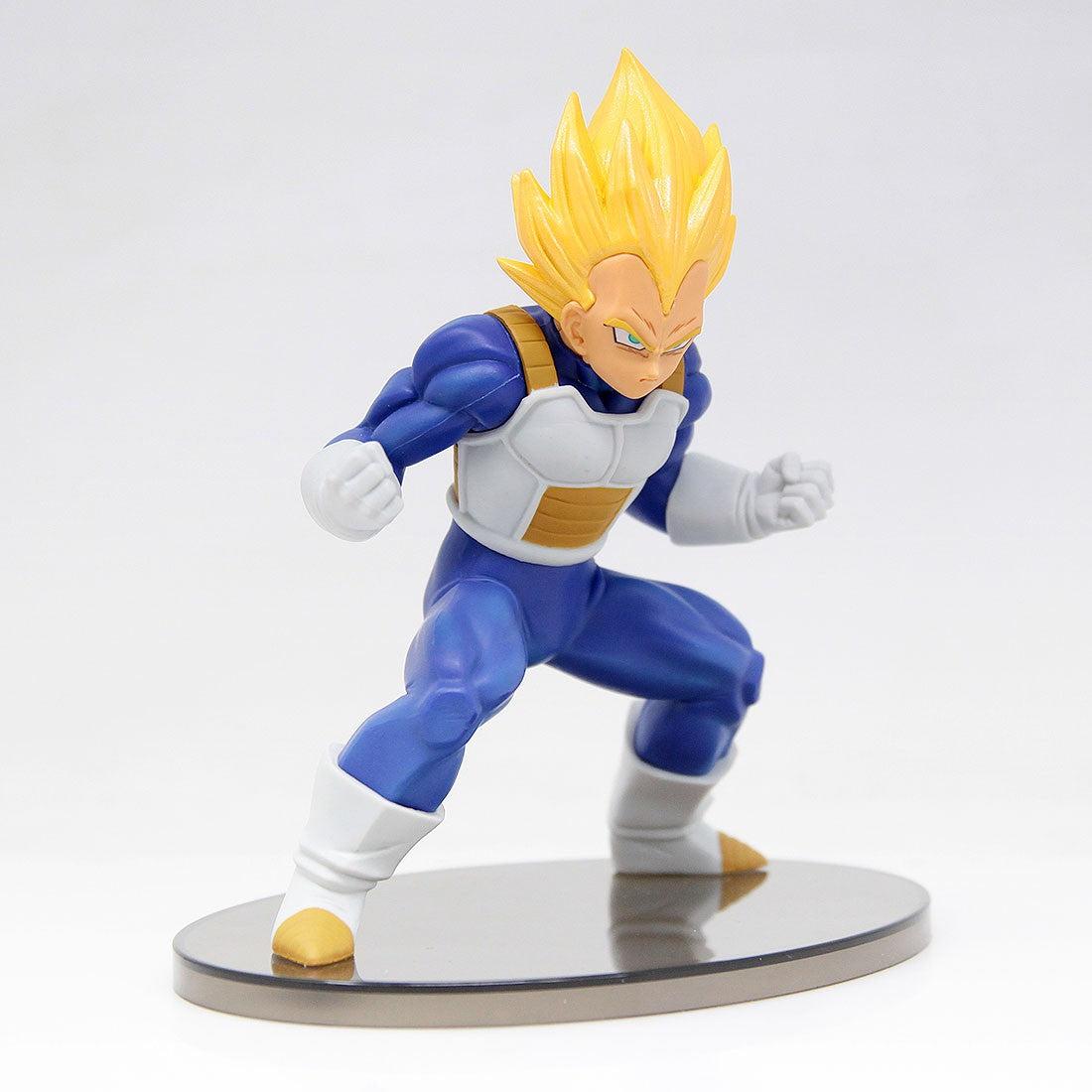 Banpresto: Chosenshi Retsuden III Vol. 4 - Dragon Ball Z - Super Saiyan Vegeta Figure (Blue)